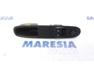Used Multi-functional window switch Fiat Punto III (199) 1.3 JTD Multijet 80 16V Price € 25,00 Margin scheme offered by Maresia Parts