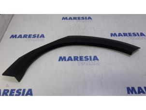 Used Flared wheel arch Peugeot 2008 (CU) 1.2 12V e-THP PureTech 110 Price € 25,00 Margin scheme offered by Maresia Parts