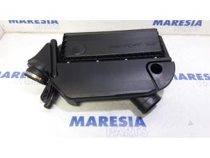 Usagé Boîtier filtre à air Fiat Punto III (199) 1.3 JTD Multijet 80 16V Prix € 50,00 Règlement à la marge proposé par Maresia Parts