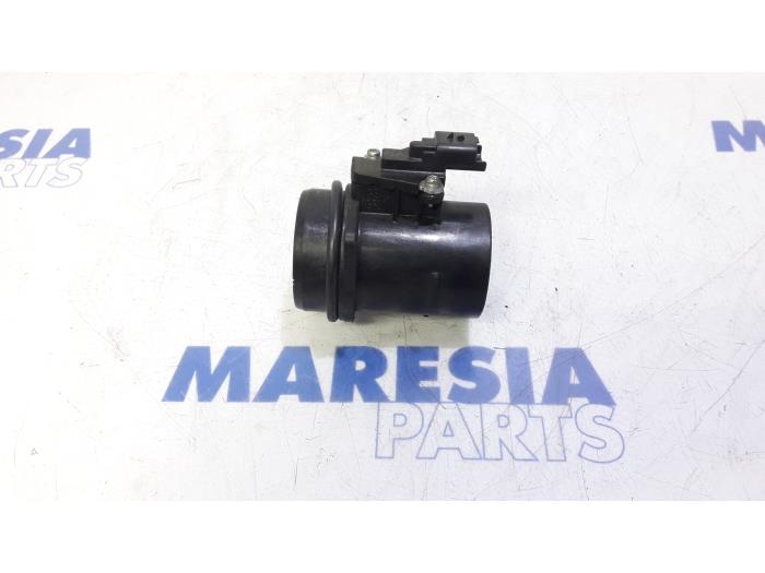 Usagé Débitmètre Citroen Jumpy (G9) 1.6 HDI Prix € 24,20 Prix TTC proposé par Maresia Parts