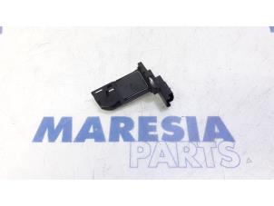 Used Airflow meter Citroen C4 Picasso (3D/3E) 1.6 BlueHDI 120 Price € 30,00 Margin scheme offered by Maresia Parts