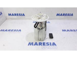 Używane Elektryczna pompa paliwa Fiat Punto Evo (199) 1.4 Cena € 25,00 Procedura marży oferowane przez Maresia Parts