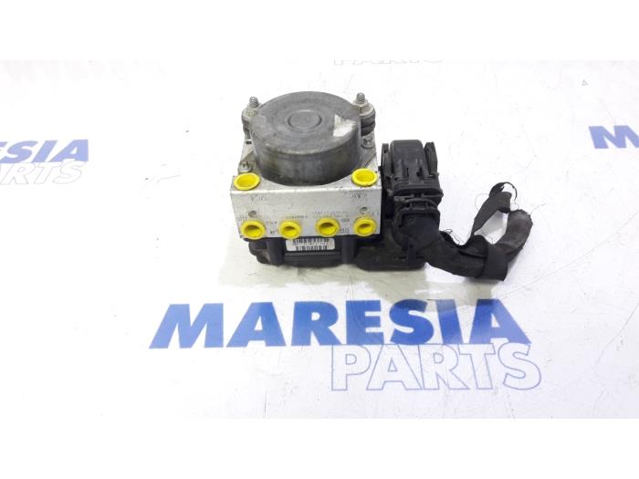 Used ABS pump Fiat Punto Evo (199) 1.4 Price € 75,00 Margin scheme offered by Maresia Parts