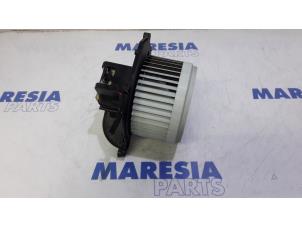 Used Heating and ventilation fan motor Citroen Berlingo Multispace 1.6i Price € 30,00 Margin scheme offered by Maresia Parts