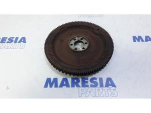 Used Flywheel Renault Clio III (BR/CR) 1.2 16V 75 Price € 75,00 Margin scheme offered by Maresia Parts