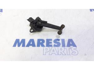 Used Headlight motor Citroen C4 Picasso (UD/UE/UF) 2.0 HDiF 16V 135 Price € 35,00 Margin scheme offered by Maresia Parts
