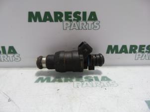 Used Injector (petrol injection) Citroen Xantia (X1/2) 1.8i X,SX,Harmonie,Sensation 16V Price € 25,00 Margin scheme offered by Maresia Parts