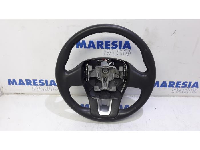 Steering wheel from a Renault Laguna III (BT) 1.5 dCi 110 2010