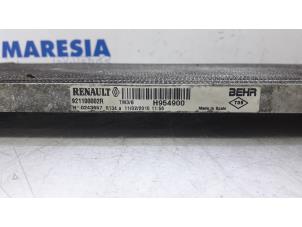 Klima Kondensor van een Renault Laguna III (BT) 1.5 dCi 110 2010
