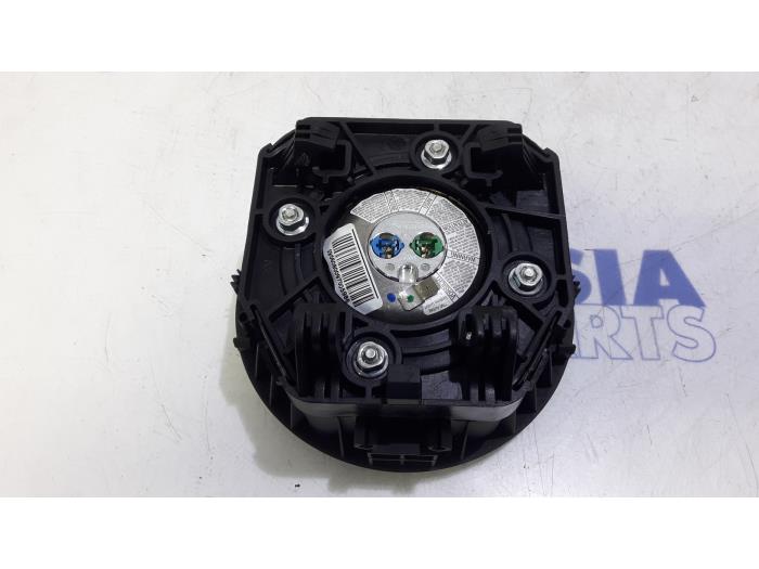 Left airbag (steering wheel) from a Citroën C4 Picasso (UD/UE/UF) 2.0 HDiF 16V 135 2008