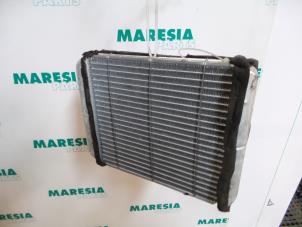 Used Heating radiator Renault Espace (JK) 2.2 dCi 150 16V Grand Espace Price € 25,00 Margin scheme offered by Maresia Parts