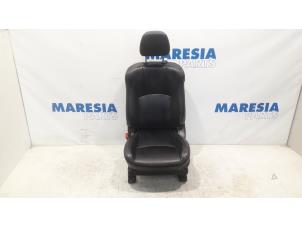 Used Seat, left Citroen C-Crosser 2.2 HDiF 16V Price € 262,50 Margin scheme offered by Maresia Parts