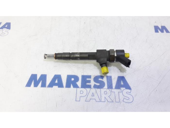 Usagé Injecteurs Fiat Stilo MW (192C) 1.9 JTD 115 Prix € 75,00 Règlement à la marge proposé par Maresia Parts