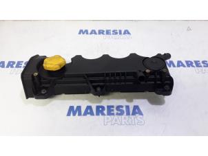 Gebrauchte Ventildeckel Fiat Stilo MW (192C) 1.9 JTD 115 Preis € 75,00 Margenregelung angeboten von Maresia Parts