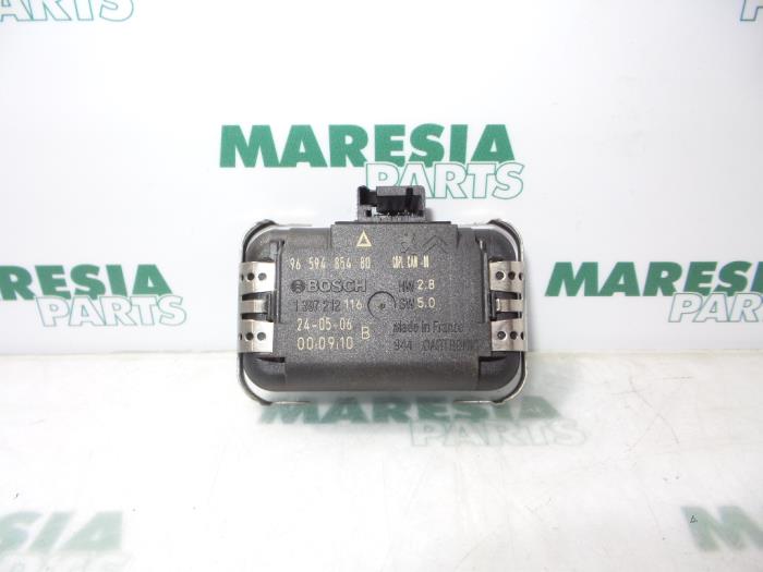 Begagnade Regnsensor Citroen C6 (TD) 2.7 HDiF V6 24V Pris € 85,00 Marginaltabell erbjuds av Maresia Parts