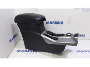 Used Armrest Citroen C-Crosser 2.2 HDiF 16V Price € 157,50 Margin scheme offered by Maresia Parts