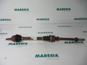 Used Front drive shaft, right Peugeot 307 (3A/C/D) 1.6 16V Price € 50,00 Margin scheme offered by Maresia Parts
