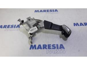 Used Parking brake lever Peugeot 2008 (CU) 1.2 12V e-THP PureTech 110 Price € 50,00 Margin scheme offered by Maresia Parts