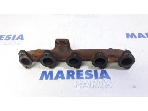 Used Exhaust manifold Citroen DS5 (KD/KF) 1.6 HDiF 16V Price € 24,95 Margin scheme offered by Maresia Parts