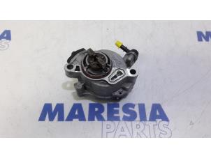 Used Vacuum pump (diesel) Citroen DS5 (KD/KF) 1.6 HDiF 16V Price € 35,00 Margin scheme offered by Maresia Parts