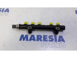 Used Fuel injector nozzle Citroen DS5 (KD/KF) 1.6 HDiF 16V Price € 50,00 Margin scheme offered by Maresia Parts