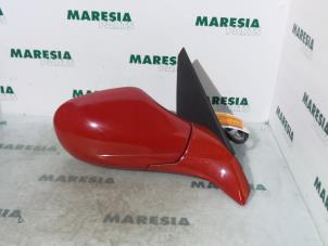 Usagé Rétroviseur extérieur droit Alfa Romeo 166 2.5 V6 24V Prix € 105,00 Règlement à la marge proposé par Maresia Parts