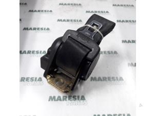 Używane Pas bezpieczenstwa prawy tyl Alfa Romeo 166 2.5 V6 24V Cena € 25,00 Procedura marży oferowane przez Maresia Parts