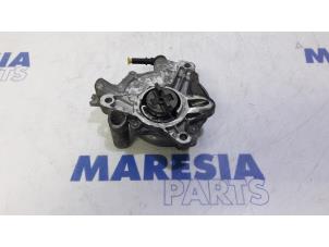Używane Pompa prózniowa (Diesel) Peugeot Expert (G9) 2.0 HDiF 16V 130 Cena € 60,00 Procedura marży oferowane przez Maresia Parts