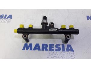 Used Fuel injector nozzle Peugeot Expert (G9) 2.0 HDiF 16V 130 Price € 105,00 Margin scheme offered by Maresia Parts