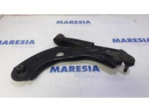 Used Front lower wishbone, left Peugeot 308 SW (L4/L9/LC/LJ/LR) 1.6 BlueHDi 120 Price € 30,00 Margin scheme offered by Maresia Parts