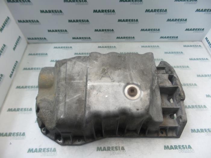 Gebrauchte Ölwanne Renault Megane Break/Grandtour (KA) 1.9 dCi Preis € 30,00 Margenregelung angeboten von Maresia Parts