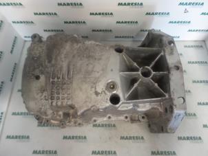Used Sump Renault Megane II (BM/CM) 1.5 dCi 100 Price € 40,00 Margin scheme offered by Maresia Parts