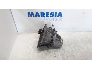 Used Gearbox Peugeot Partner Tepee (7A/B/C/D/E/F/G/J/P/S) 1.6 HDI 75 16V Price € 444,68 Inclusive VAT offered by Maresia Parts
