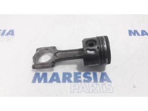 Used Piston Fiat Scudo (270) 2.0 D Multijet Price € 50,00 Margin scheme offered by Maresia Parts