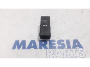 Used Glow plug relay Fiat Scudo (270) 2.0 D Multijet Price € 25,00 Margin scheme offered by Maresia Parts
