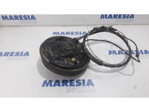 Used Knuckle, rear right Peugeot 208 I (CA/CC/CK/CL) 1.2 Vti 12V PureTech 82 Price € 105,00 Margin scheme offered by Maresia Parts