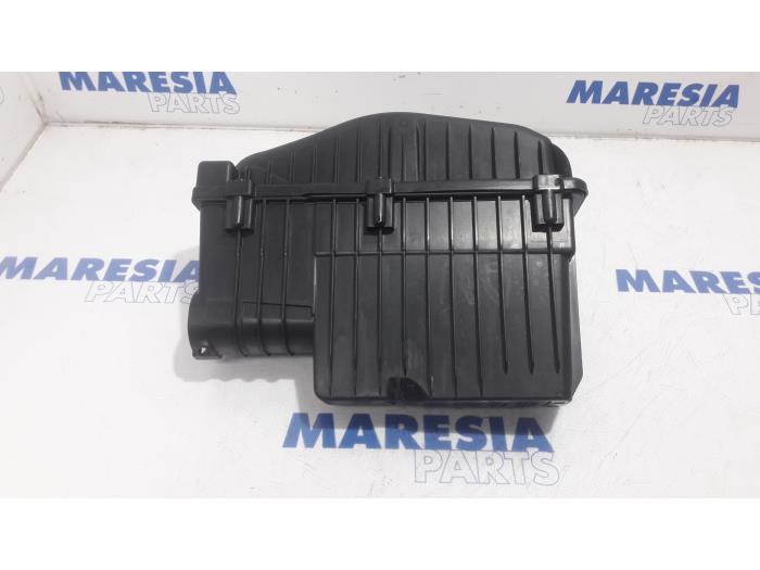 Gebrauchte Luftfiltergehäuse Peugeot 208 I (CA/CC/CK/CL) 1.2 Vti 12V PureTech 82 Preis € 19,95 Margenregelung angeboten von Maresia Parts