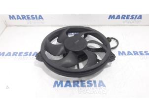 Used Fan motor Peugeot Expert (G9) 2.0 HDi 120 Price € 50,00 Margin scheme offered by Maresia Parts