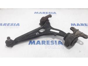 Used Front lower wishbone, left Peugeot Expert (G9) 2.0 HDi 120 Price € 25,00 Margin scheme offered by Maresia Parts