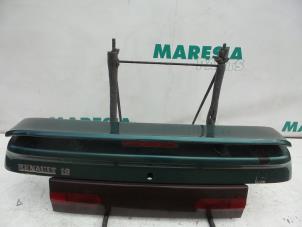 Used Tailgate Renault 19 Phase II/III Cabriolet (D53/853) 1.8 Price € 105,00 Margin scheme offered by Maresia Parts
