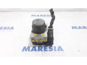 Used ABS pump Citroen C5 III Berline (RD) 1.6 HDiF 16V Price € 236,25 Margin scheme offered by Maresia Parts