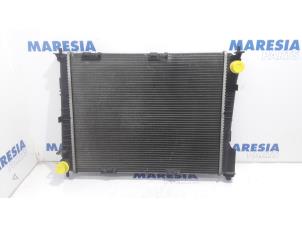 Used Radiator Renault Clio III (BR/CR) 2.0 16V GT Price € 35,00 Margin scheme offered by Maresia Parts