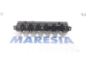 Used Switch Peugeot 3008 I (0U/HU) 1.6 VTI 16V Price € 75,00 Margin scheme offered by Maresia Parts