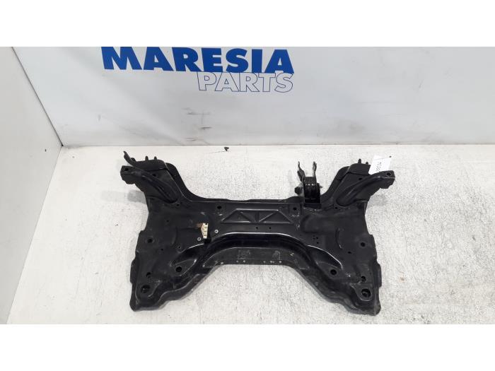 Used Subframe Peugeot 308 CC (4B) 2.0 HDiF 16V Price € 85,00 Margin scheme offered by Maresia Parts