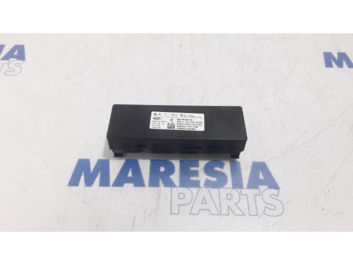 Usagé Module navigation Peugeot 508 SW (8E/8U) 1.6 HDiF 16V Prix € 60,00 Règlement à la marge proposé par Maresia Parts
