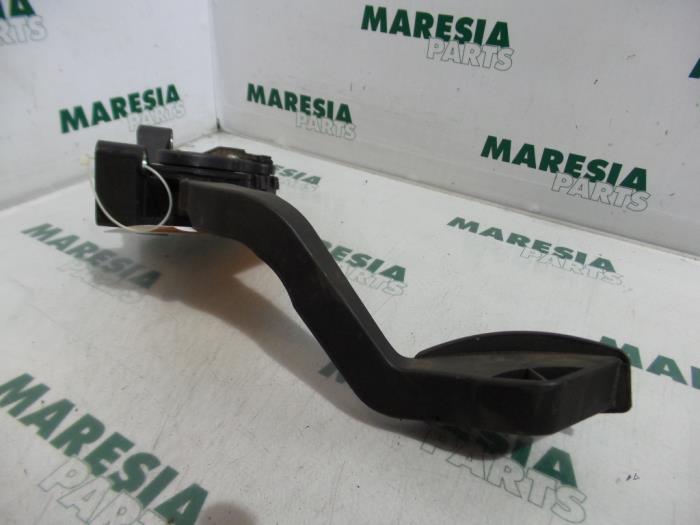 Gebrauchte Gaspedalposition Sensor Fiat Punto II (188) 1.3 JTD Multijet 16V Preis € 20,00 Margenregelung angeboten von Maresia Parts