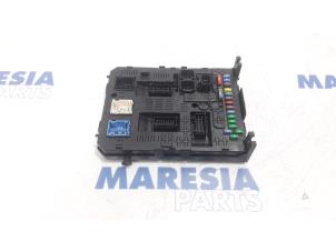 Używane Skrzynka bezpieczników Citroen Jumpy (G9) 2.0 HDiF 16V 125 Cena € 190,58 Z VAT oferowane przez Maresia Parts