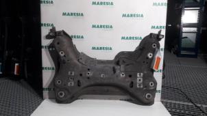 Used Subframe Renault Vel Satis (BJ) 3.0 dCi V6 24V Price € 75,00 Margin scheme offered by Maresia Parts