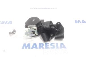 Used Rear seatbelt, left Renault Kangoo Be Bop (KW) 1.5 dCi 90 FAP Price € 60,50 Inclusive VAT offered by Maresia Parts