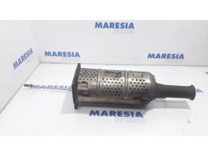Used Particulate filter Peugeot 308 CC (4B) 2.0 HDiF 16V Price € 157,50 Margin scheme offered by Maresia Parts